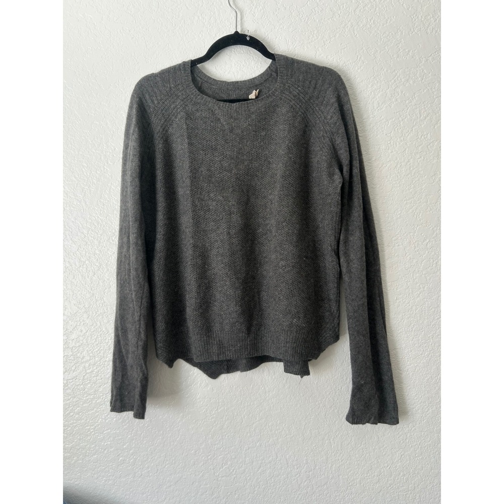 Velvet by Graham & Spencer L Gray 100% Cashmere Crewneck Sweater‎ Preppy Luxury